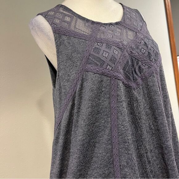 L Love Gray Sleeveless a-lined Striped mini dress size large - Picture 4 of 12